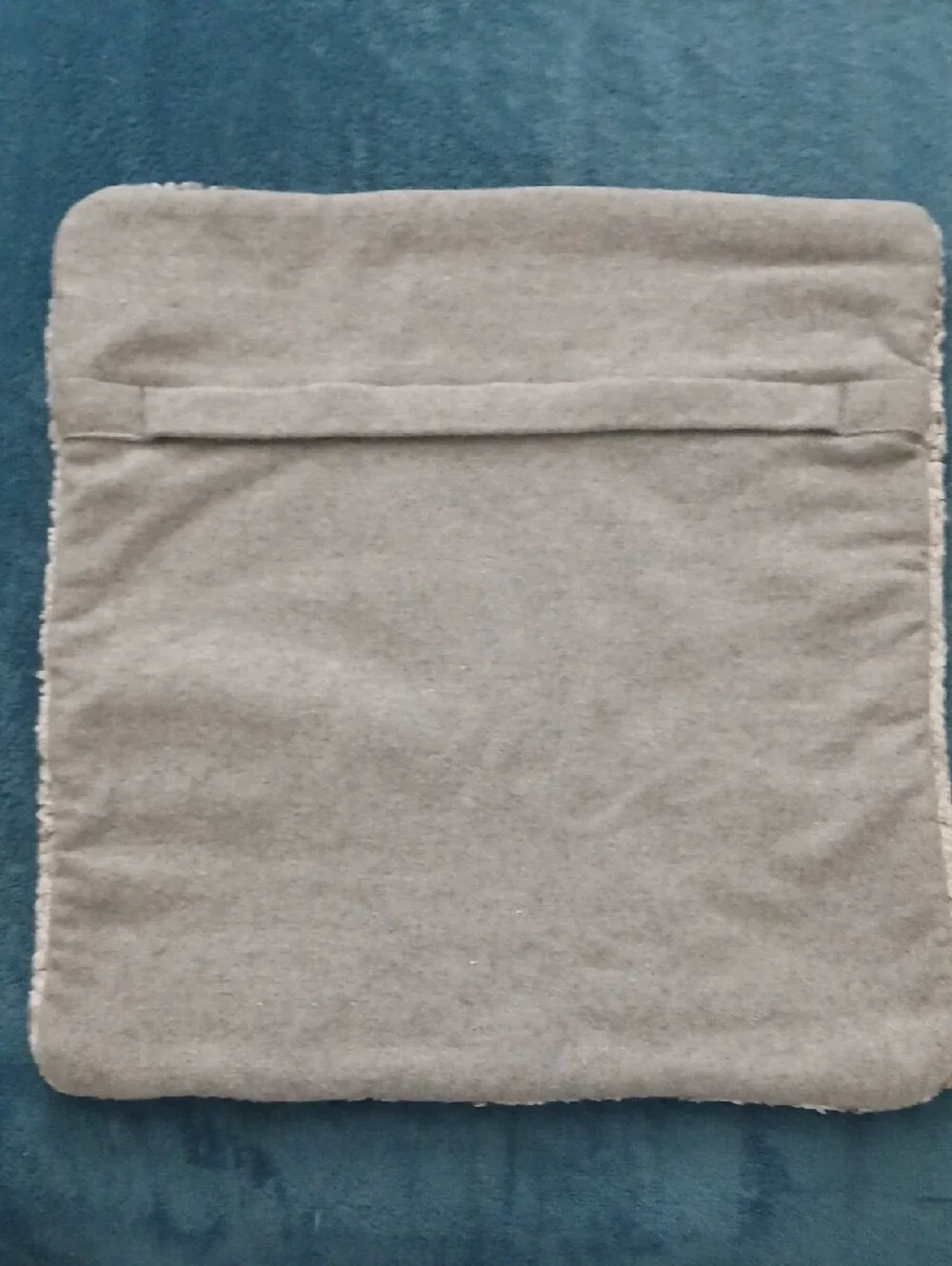 Surya Grey/White Modern Wool Pillow Cover 18x18